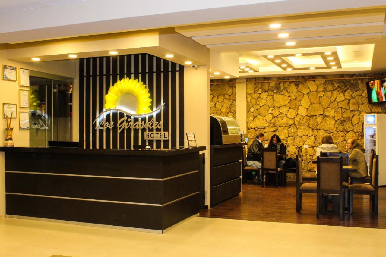 Los Girasoles Hotel Uyuni Bagian luar foto